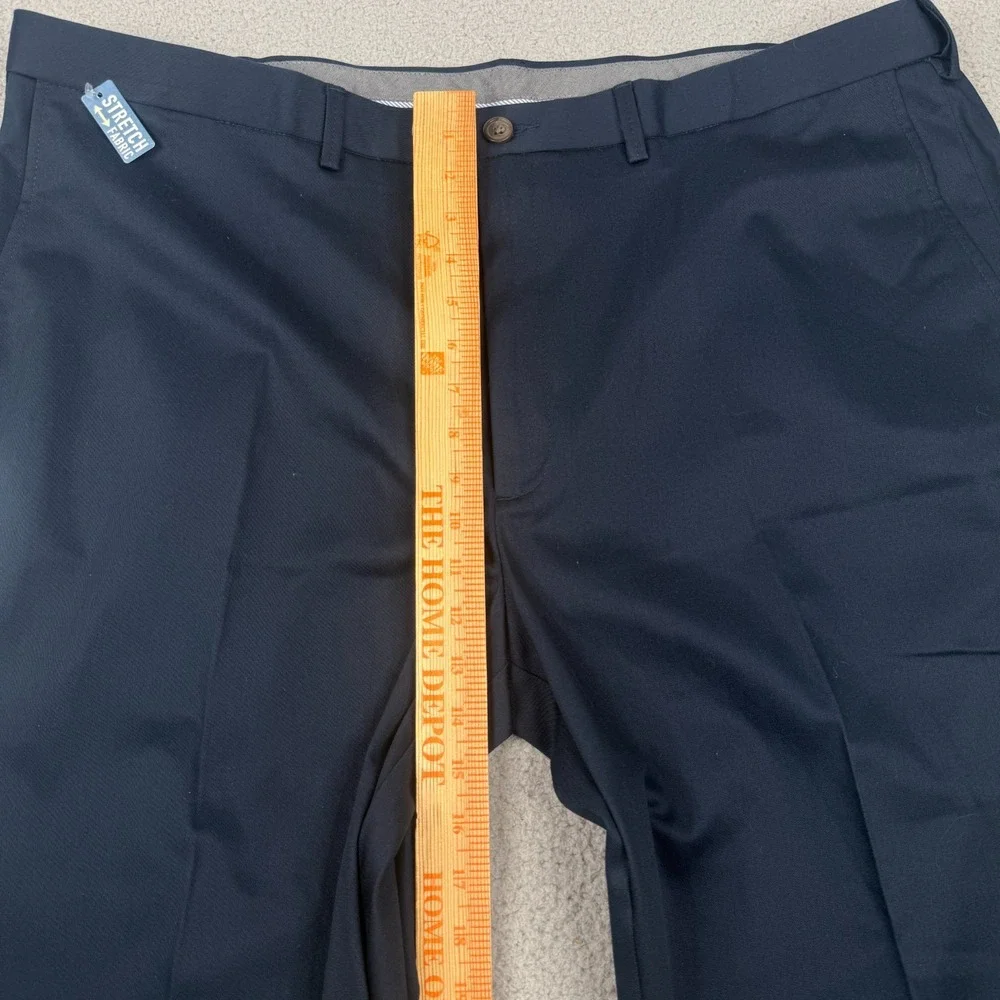 Haggar Premium No Iron Khaki Pants Mens 44x32 Navy Flat Classic Fit Stretch NWT